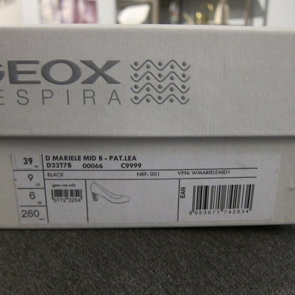 Geox Respira Mariele Black Patent Leather Heels - Picture 4 of 4